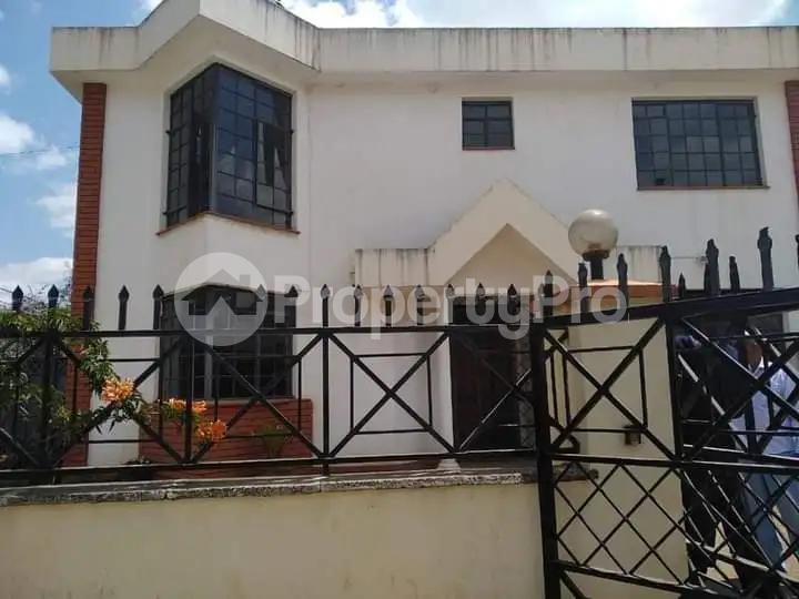 4 bedroom Townhouse for rent Kilimani Nairobi