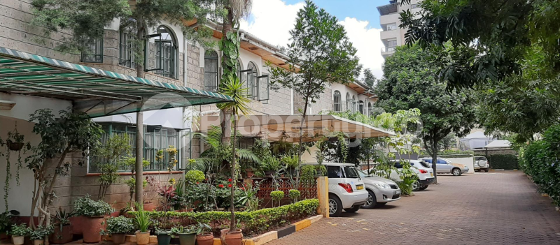Townhouse for rent Donyo Sabuk Avenue, Spring Valley Nairobi - 0
