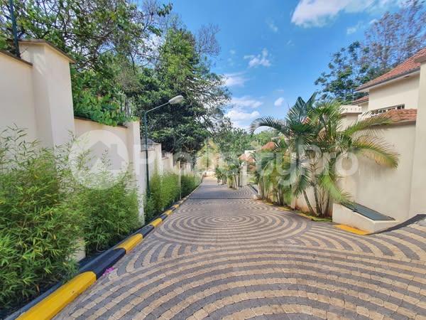 4 bedroom Townhouses Houses for rent Kyuna Nairobi