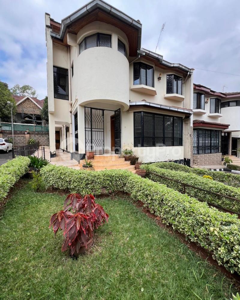 4 bedroom Townhouses Houses for rent Lavington Nairobi