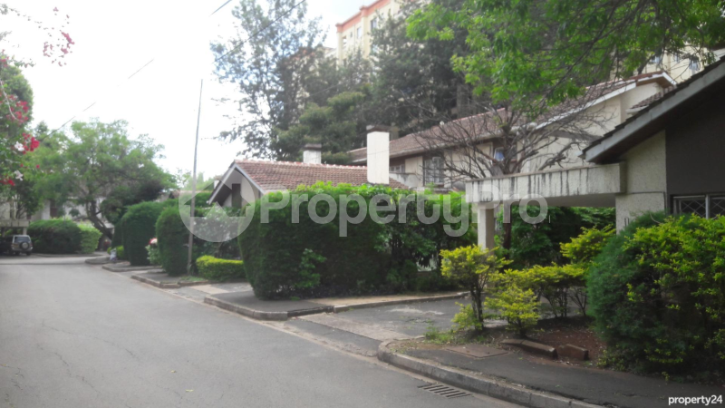 Townhouse for rent Along Hendred Avenue, Valley Arcade Nairobi - 0