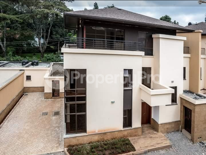 4 bedroom Houses for sale - Lavingtone Nairobi