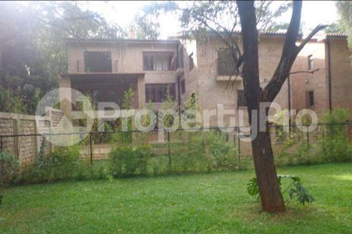 4 bedroom Houses for sale Lavington Green Lavingtone Nairobi
