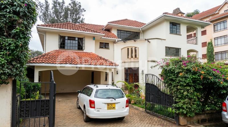 4 bedroom Townhouse for sale Spring Valley Nairobi