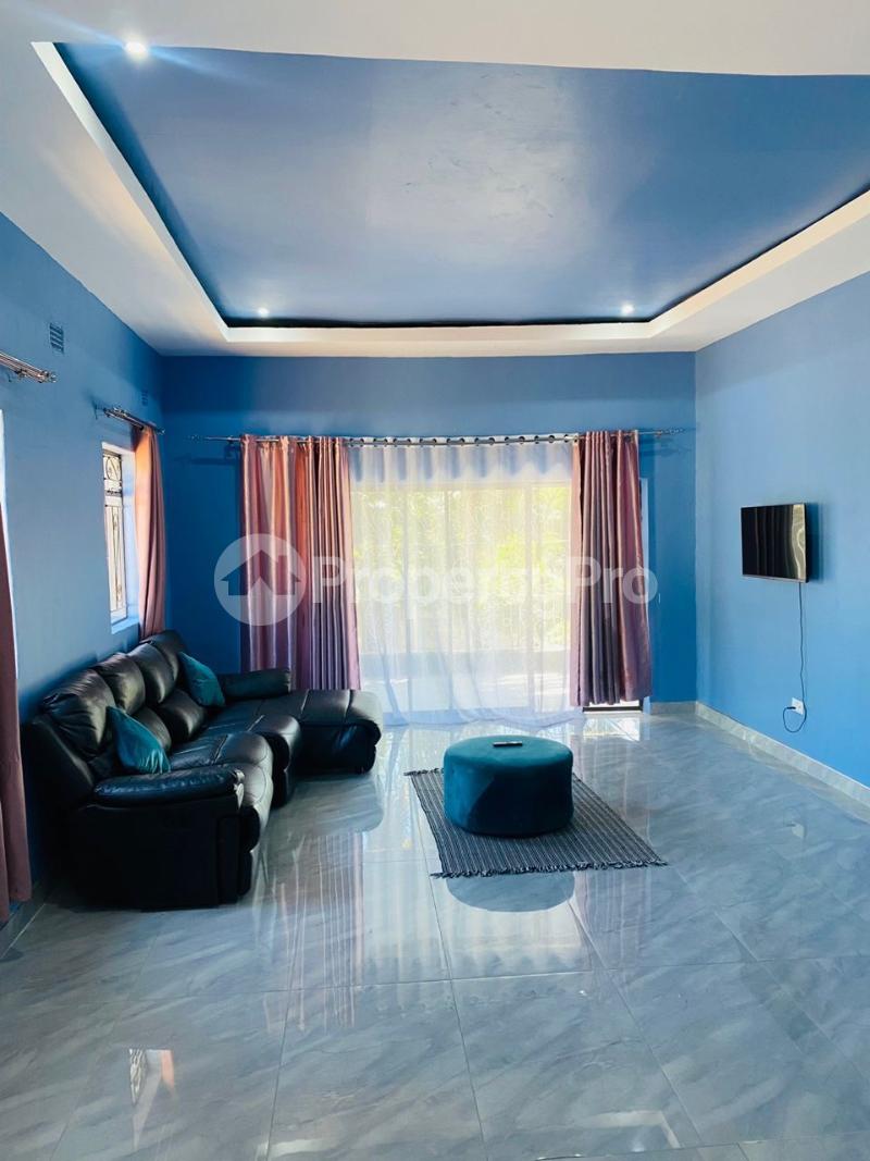 4 bedroom Houses for sale Morningside , Bulawayo  Bulawayo East Bulawayo - 7