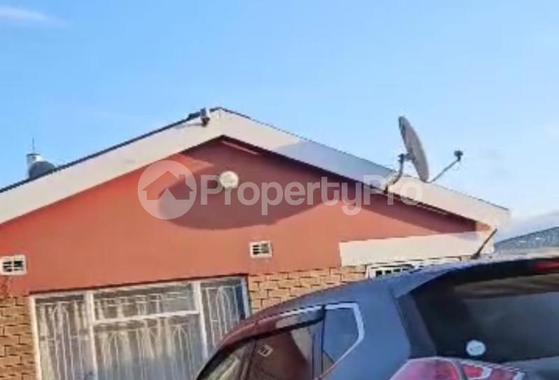 4 bedroom Houses for sale Nketa 6 , Bulawayo Nketa Bulawayo High-Density Bulawayo - 6