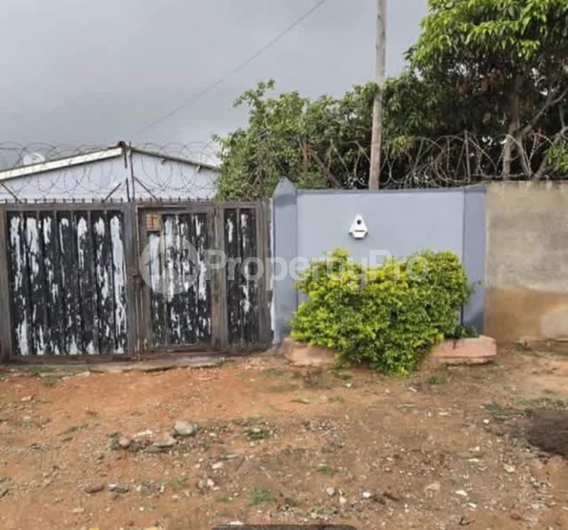 4 bedroom Houses for sale Pumula South , Bulawayo Pumula South Bulawayo High-Density Bulawayo - 0