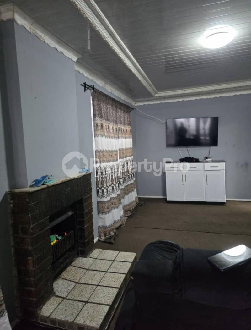 4 bedroom Houses for sale Pumula South , Bulawayo Pumula South Bulawayo High-Density Bulawayo - 3