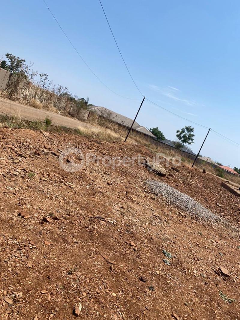 4 bedroom Houses for sale New Parklands , Along Harare Road, Bulawayo  Killarney Bulawayo East Bulawayo - 2