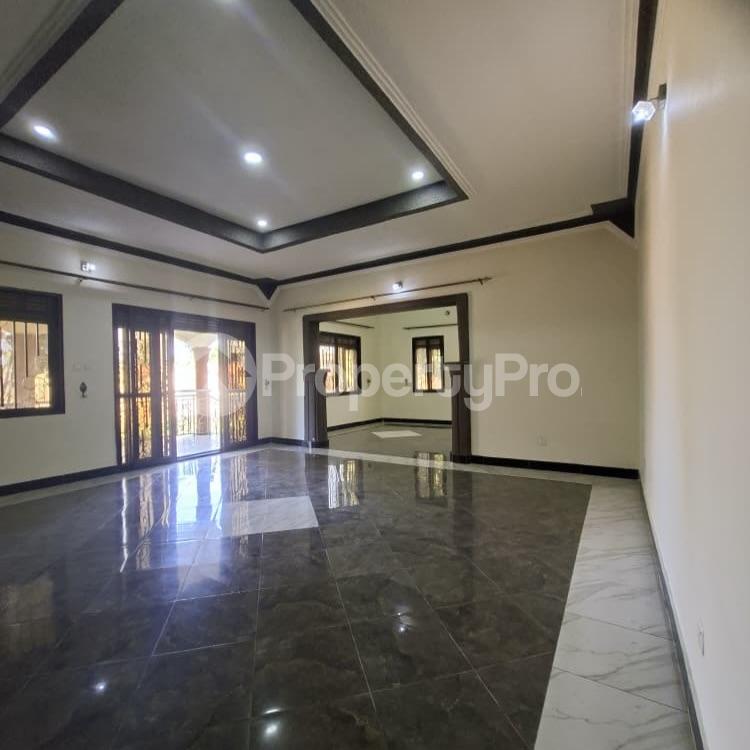 3 bedroom Bungalow Apartment for rent Bukoto road Bukoto Kampala Central - 4