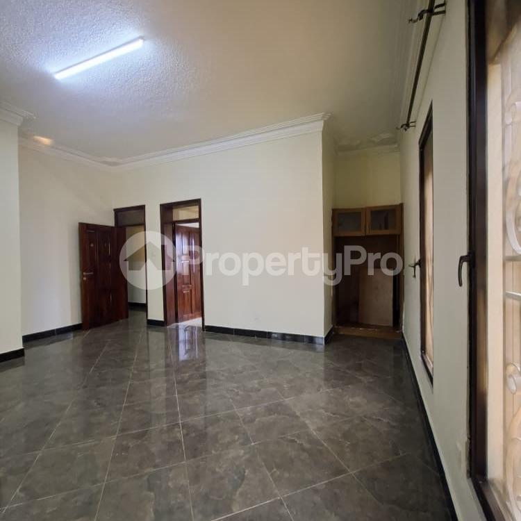 3 bedroom Bungalow Apartment for rent Bukoto road Bukoto Kampala Central - 12