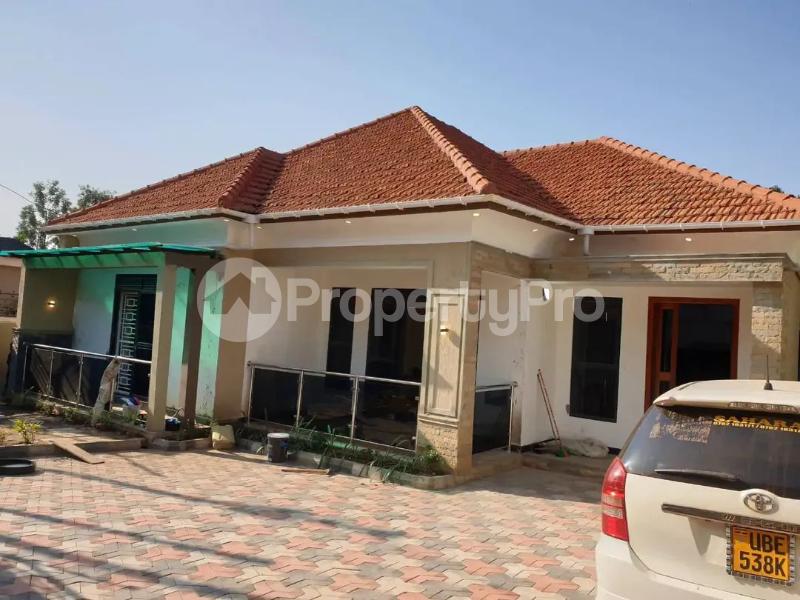 4 bedroom Bungalow Apartment for sale Kira road  Kampala Central Kampala Central - 0