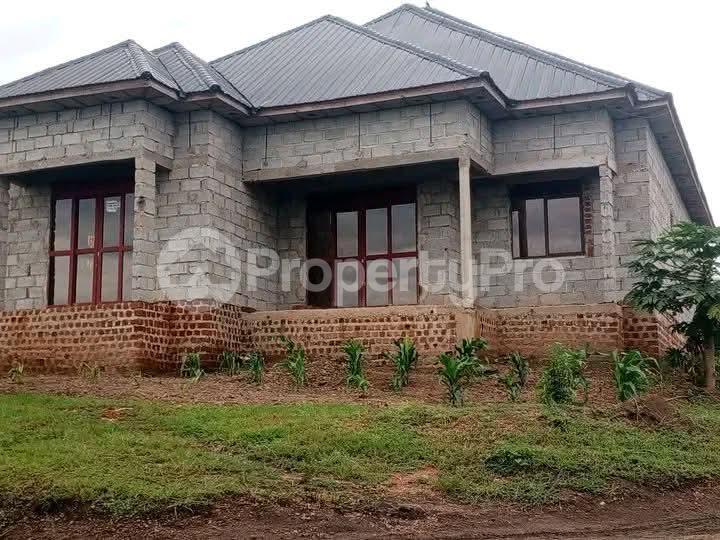 4 bedroom Villa for sale Kasangati matuga road buwambo Kawempe Wakiso Central - 3