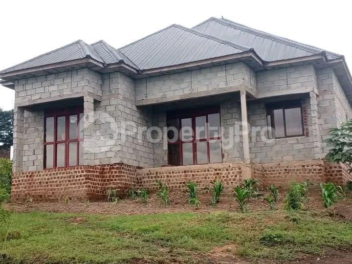 4 bedroom Villa for sale Kasangati matuga road buwambo Kawempe Wakiso Central - 4