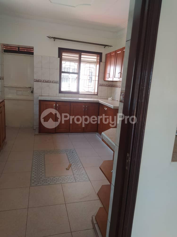 4 bedroom Bungalow Apartment for rent Kiwaffu Entebbe road  Katabi Wakiso Central - 3