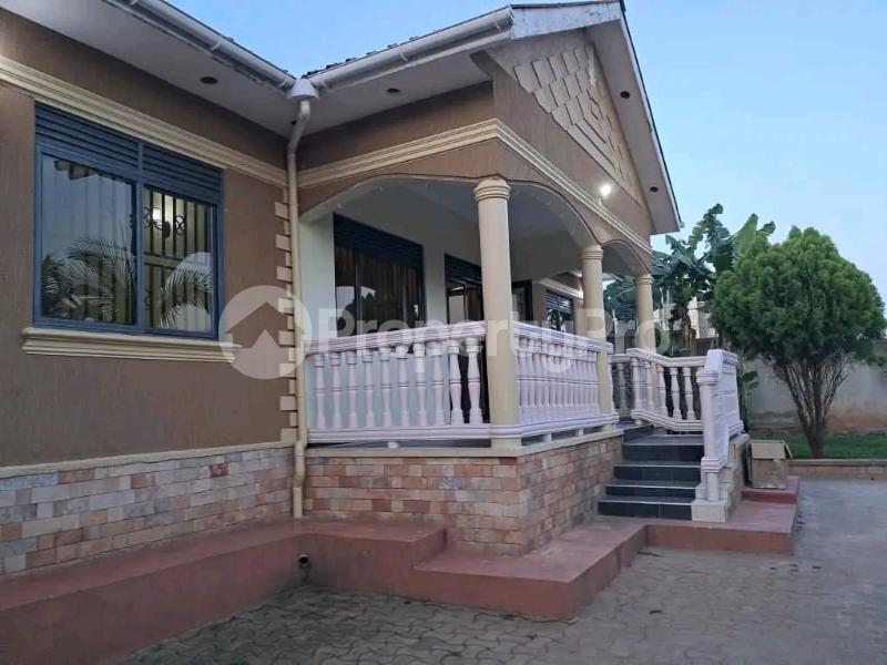 4 bedroom Bungalow Apartment for rent Kyanja kisasi road Kisaasi Kampala Central - 0