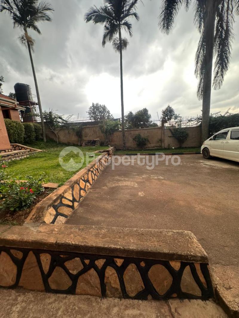 4 bedroom Bungalow Apartment for rent Bukoto Ntinda road  Bukoto Kampala Central - 3
