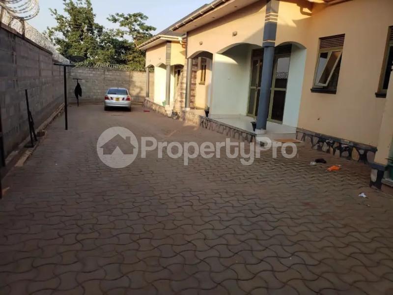 2 bedroom Bungalow Apartment for sale Kasangati NANGABO  Kira Wakiso Central - 1