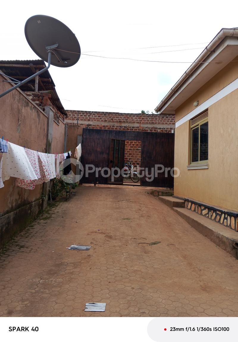 2 bedroom Apartment for sale Bweyogerere kiwanga  Kampala Central Kampala Central - 7