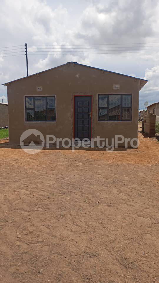 2 bedroom Houses for sale Cowdry Park , Bulawayo  Cowdray Park Bulawayo High-Density Bulawayo - 1