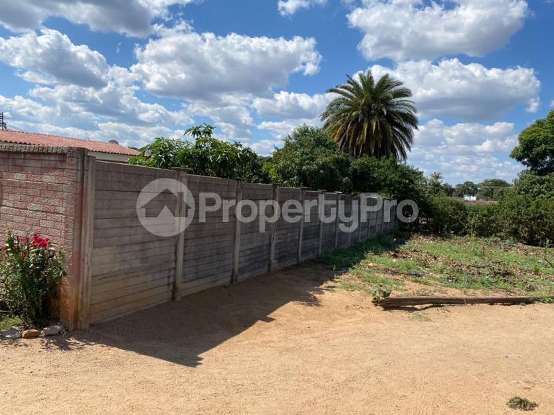 2 bedroom Houses for sale Mpopoma , Bulawayo Magwegwe Bulawayo High-Density Bulawayo - 4