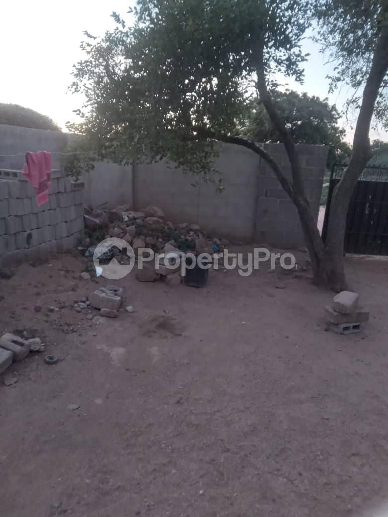 2 bedroom Houses for sale Nguboyenja , Mzilikazi , Bulawayo Bulawayo City Centre Bulawayo CBD, Industrial Bulawayo - 2