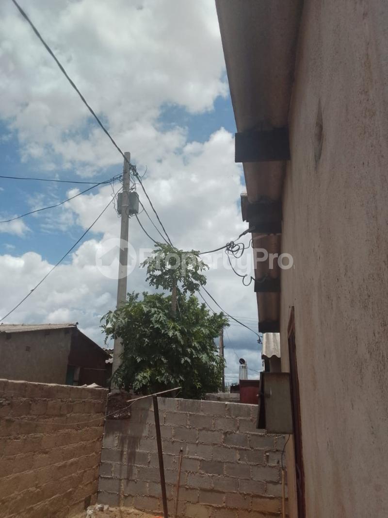 2 bedroom Houses for sale Pumula South , Bulawayo Pumula South Bulawayo High-Density Bulawayo - 3