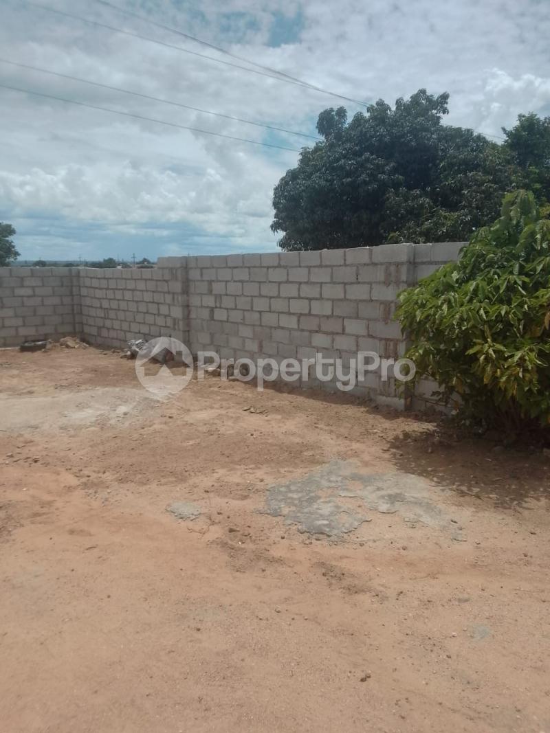 2 bedroom Houses for sale Pumula South , Bulawayo Pumula South Bulawayo High-Density Bulawayo - 0