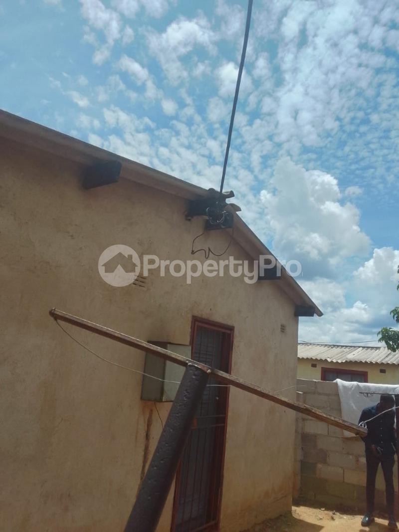 2 bedroom Houses for sale Pumula South , Bulawayo Pumula South Bulawayo High-Density Bulawayo - 4