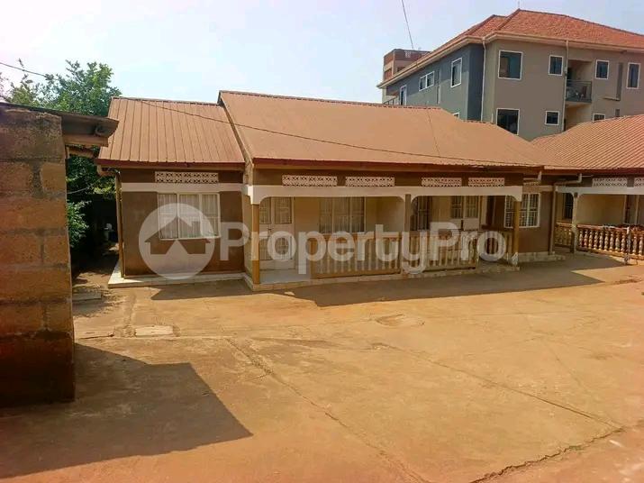 2 bedroom Bungalow Apartment for sale Kiwaatule road  Kampala Central Kampala Central - 1