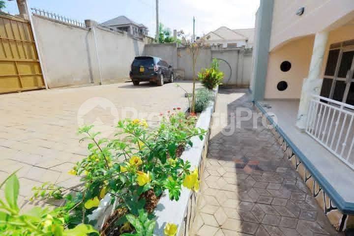 4 bedroom Villa for sale Gayaza seeta Kawempe Wakiso Central - 6