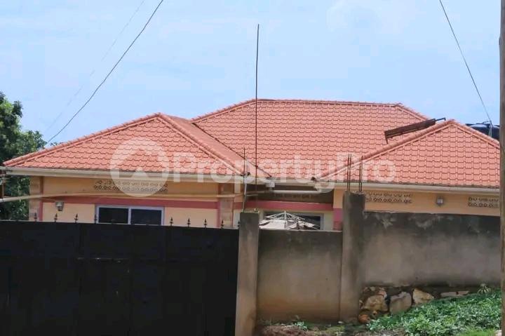 4 bedroom Bungalow Apartment for sale Kira road  Kampala Central Kampala Central - 4
