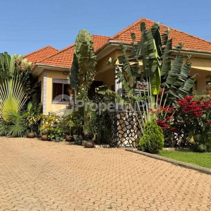4 bedroom Villa for sale Namugongo mbalwa  Kira Wakiso Central - 3