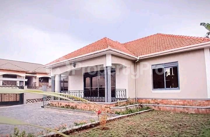 5 bedroom Bungalow Apartment for sale Najjera road  Kampala Central Kampala Central - 9
