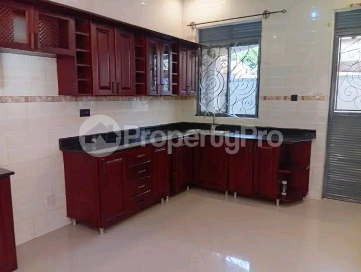 5 bedroom Bungalow Apartment for sale Najjera road  Kampala Central Kampala Central - 6