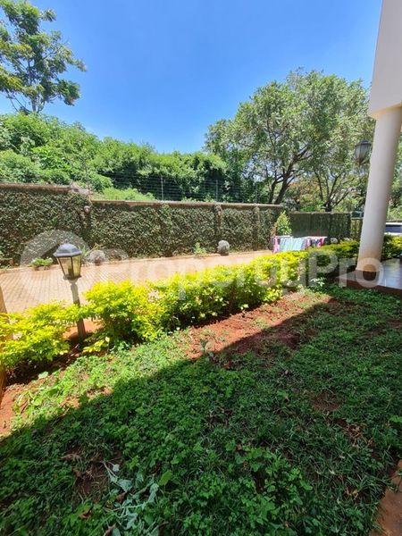 5 bedroom Townhouse for sale Spring Valley Nairobi