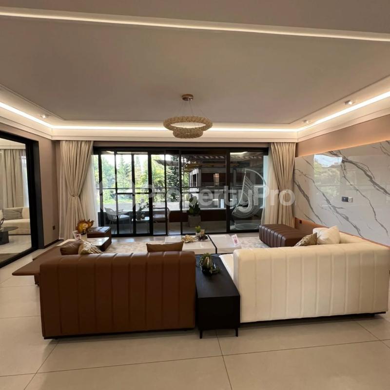 5 bedroom Flat&Apartment for sale Kilimani Nairobi
