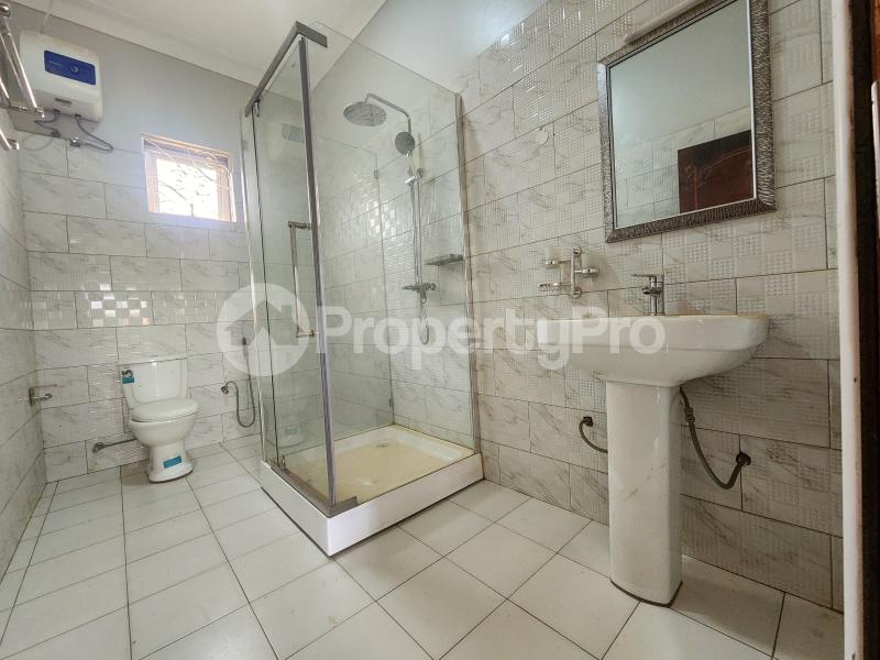 5 bedroom Apartment Block Apartment for sale Bulindo  Kira Wakiso Central - 9