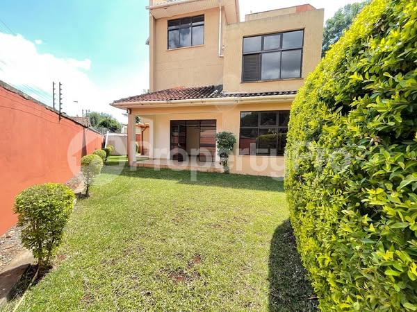 5 bedroom Flat&Apartment for sale Lavington Nairobi