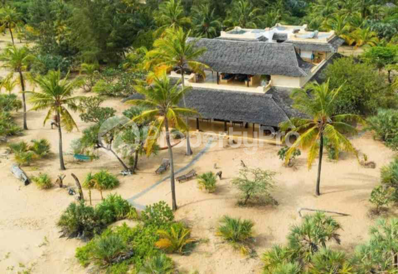 5 bedroom Houses for sale Lamu East Lamu