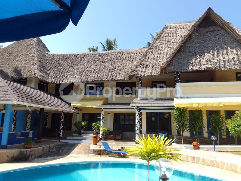 8 bedroom Bungalow Houses for sale Beach road Ukunda Ukunda Kwale