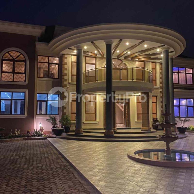 5 bedroom Townhouse for sale Runda Nairobi