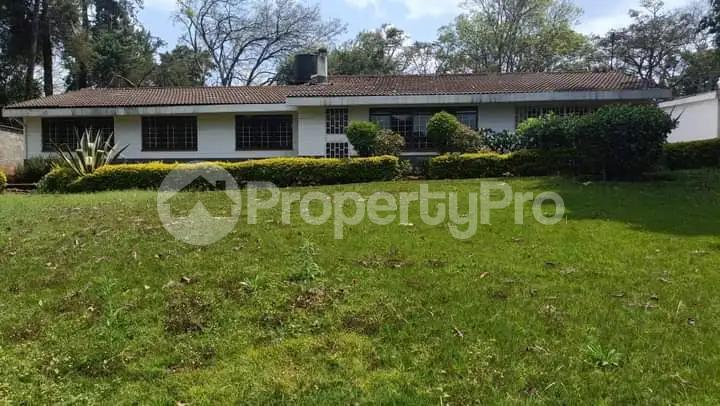 5 bedroom Bungalow Houses for rent Runda Nairobi - 0