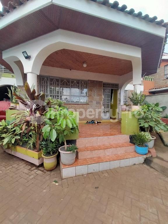 5 bedroom Bungalow Houses for sale Off Northern Bypass Thome Nairobi - 0
