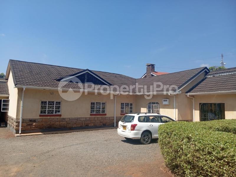 5 bedroom Bungalow Houses for rent Mountain View Nairobi