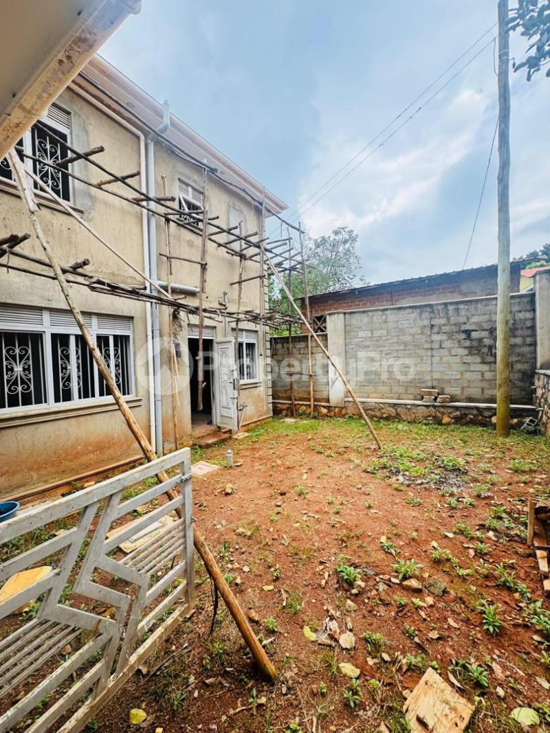 5 bedroom Apartment Block Apartment for sale Nsamizi Rd, Entebbe  Katabi Wakiso Central - 7