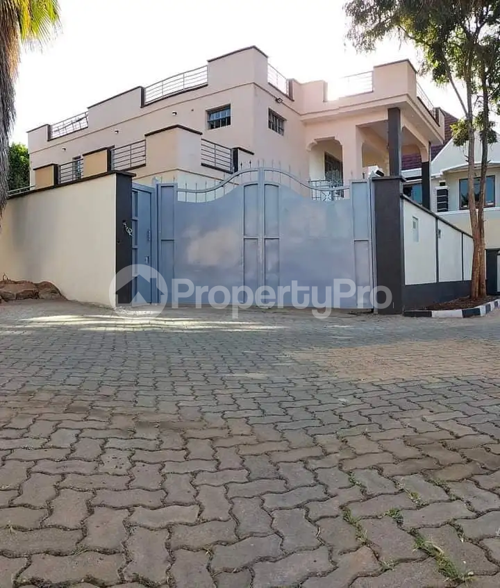 5 bedroom Houses for sale Muthaiga Nairobi