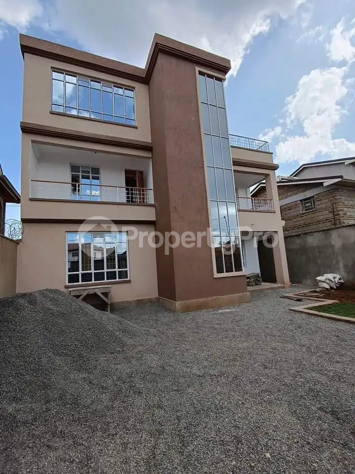 5 bedroom Townhouse for sale Membley Ruiru