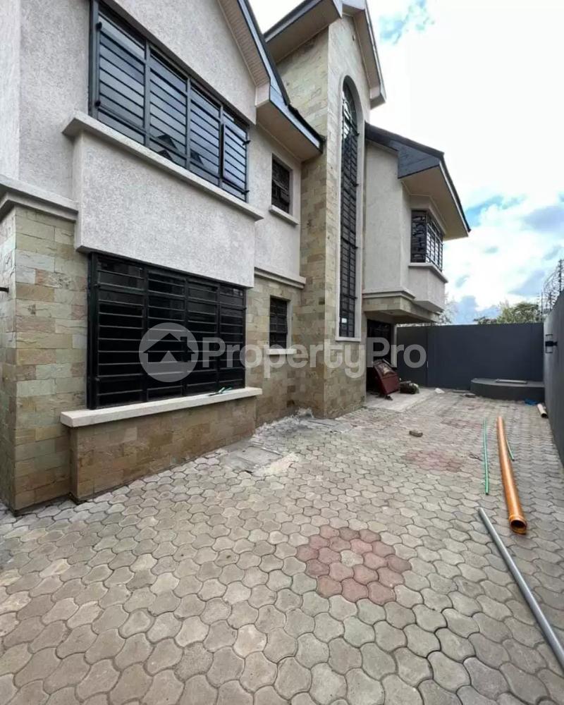 5 bedroom Houses for rent Kamakis Ruiru