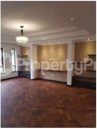 5 bedroom Houses for sale Lavington Nairobi